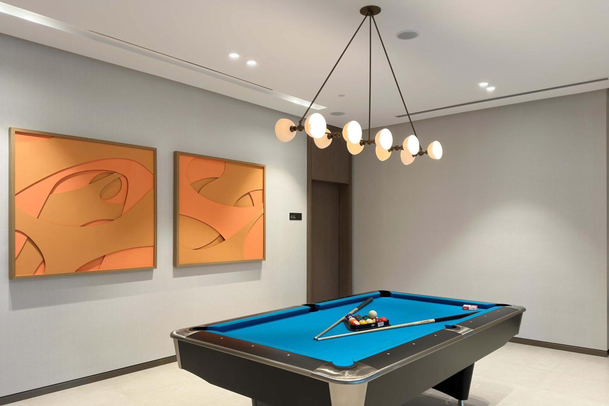 Vakantiehuis Stylish Downtown Stay, Prime Location Near Burj Khalifa *